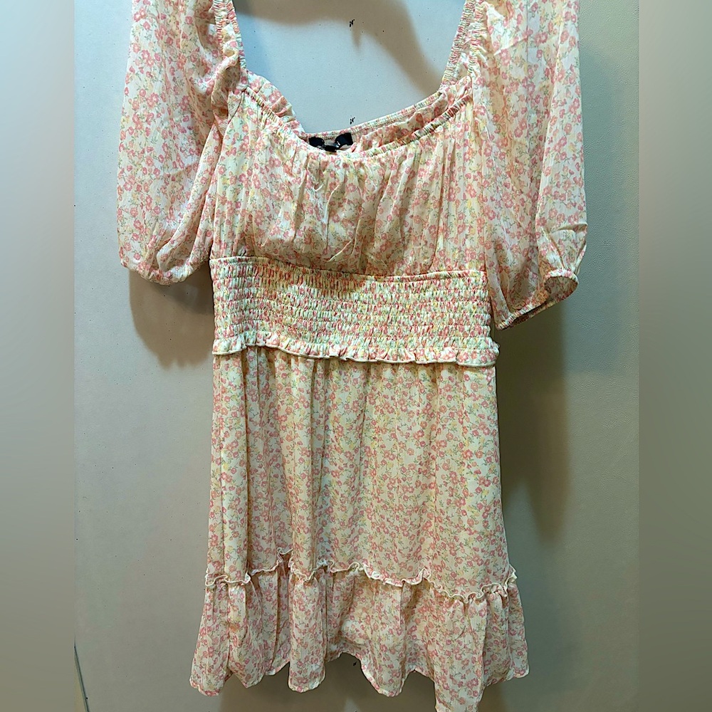 Floral women’s dress